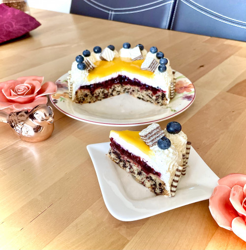 Eierlikör-Torte Anschnitt