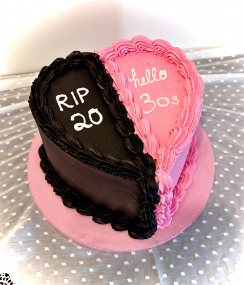 Vintage-Cake Black & White