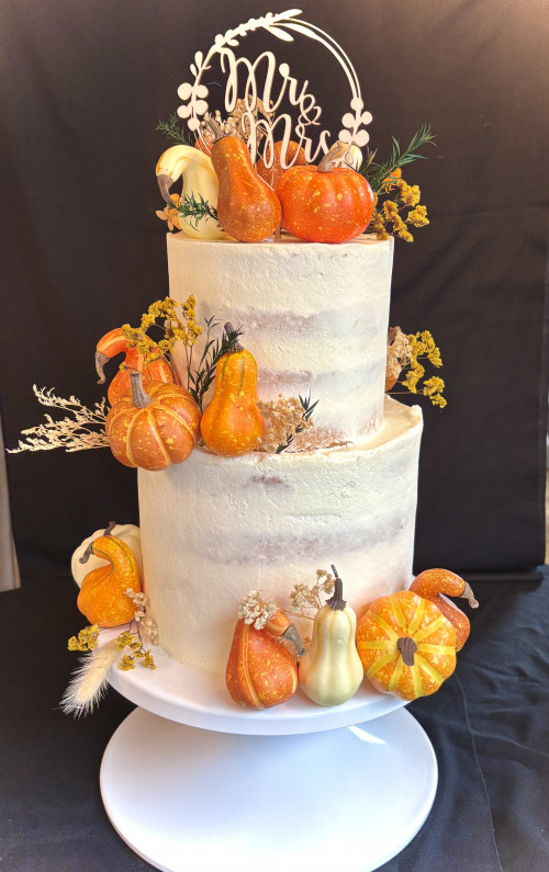 Hochzeitstorte mit Kürbis & Co.